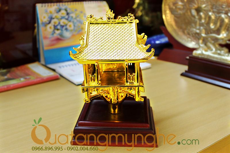 biểu tượng chùa 1 cột hà nội bằng đồng mạ vàng