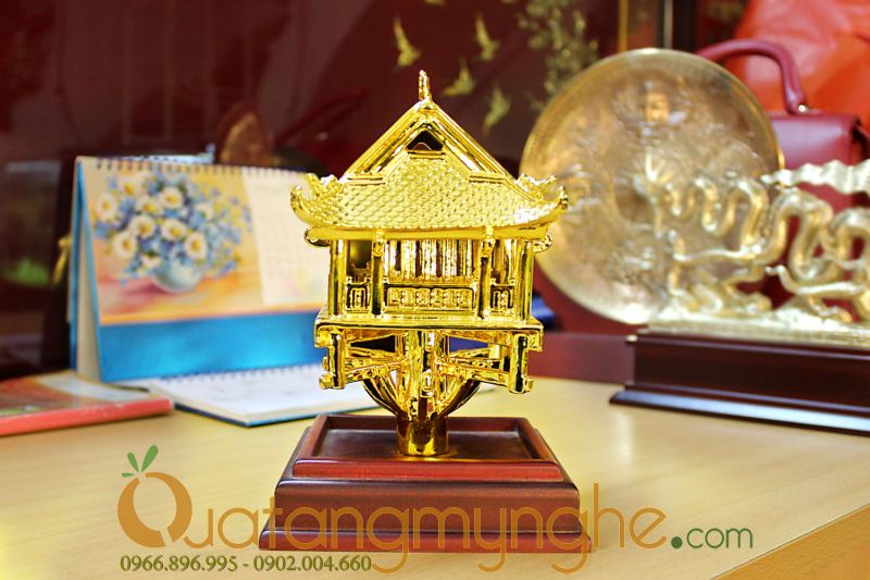 biểu tượng chùa 1 cột hà nội bằng đồng mạ vàng
