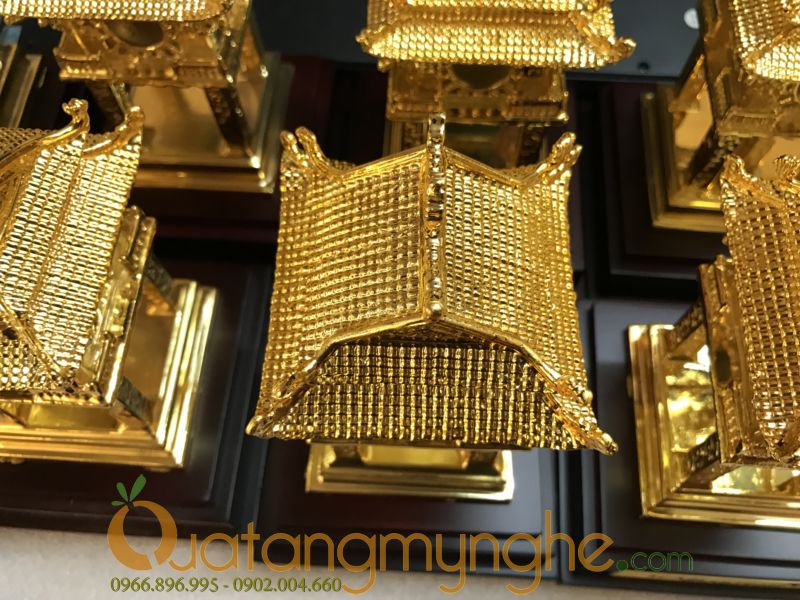 biểu tượng khuê văn các mạ vàng làm quà tặng
