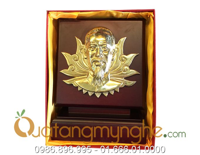 đĩa đồng lưu niệm chân dung bác hồ, phù điêu bác hồ bằng đồng